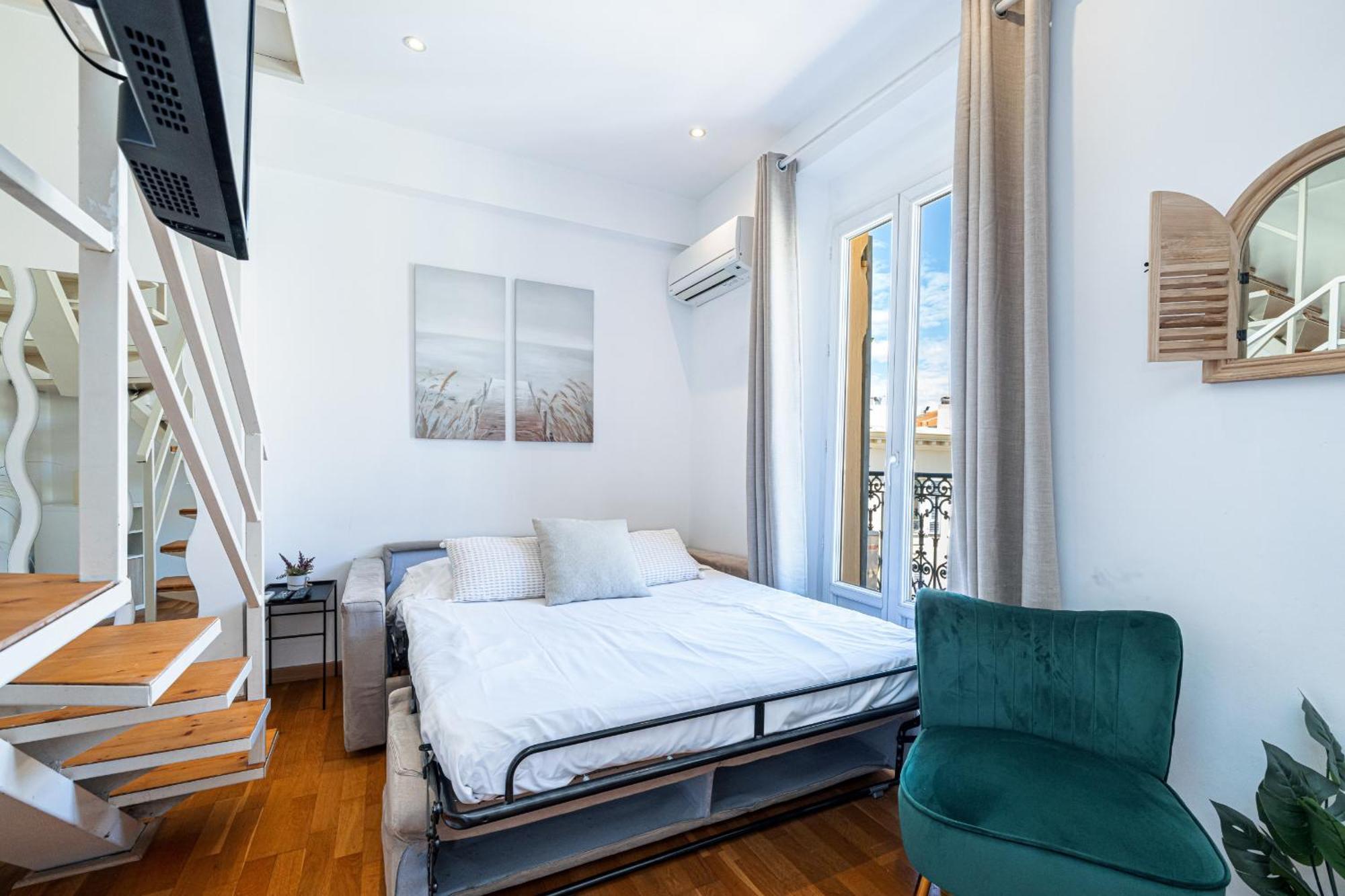 Apartmán Massena Street - 1 Bdr Duplex With Ac & Parking Nice Exteriér fotografie